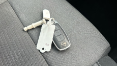 Nissan Qashqai 1.3 DiG-T MH N-Connecta 5dr Petrol Hatchback